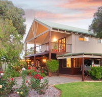 Sea Esta - town  beach on your doorstep - Kempsey Accommodation