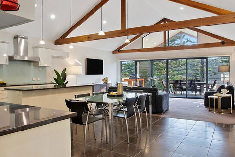 Sea Foam Villas - Kempsey Accommodation 1