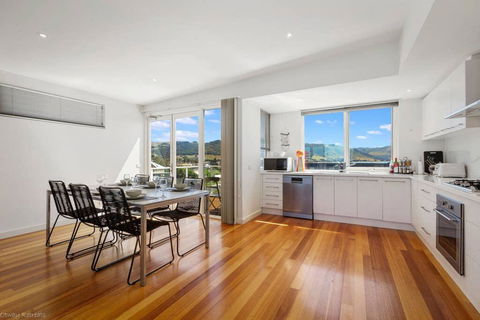 SEA NOOK - Seconds From The Beach - Kempsey Accommodation 3