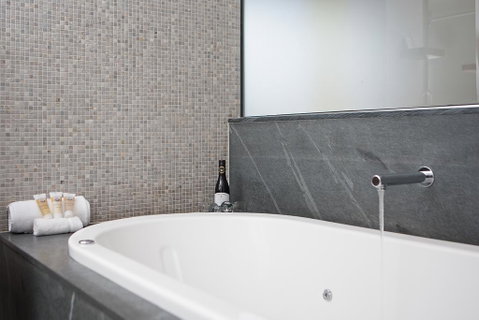 Sea Temple Palm Cove Luxury Studio 212 - Kempsey Accommodation 2