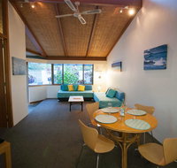 Sea Urchin Apartment - Kempsey Accommodation