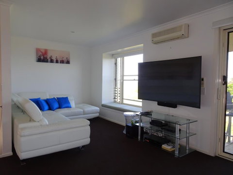 Sea Views At Aqualuna - Kempsey Accommodation 1