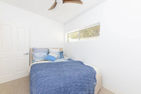 Seal Rocks Beach House ....Sugarloaf - Kempsey Accommodation 3