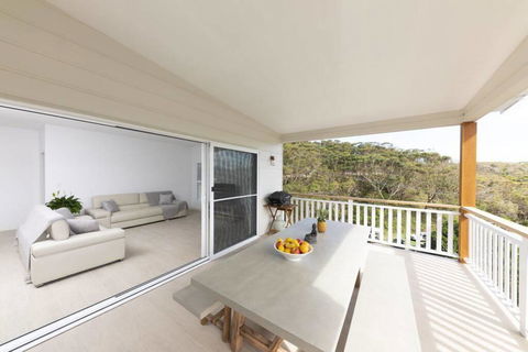 Seal Rocks Beach House ....Sugarloaf - Kempsey Accommodation 0