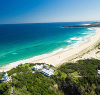 Seal Rocks Lighthouse Cottages - Kempsey Accommodation