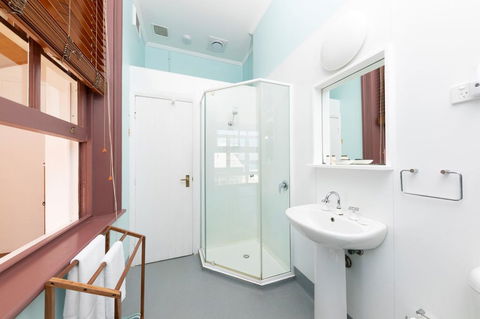 Seal Rocks Lighthouse Cottages - Kempsey Accommodation 2