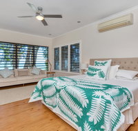 Seascape Luxury Beachfront House - Kempsey Accommodation
