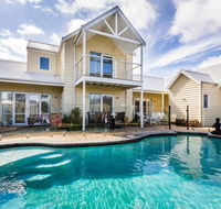 Seaside Spa Retreat - Kempsey Accommodation