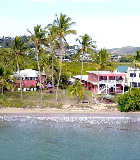 Seaspray Waterfront Holiday Units - Kempsey Accommodation 3