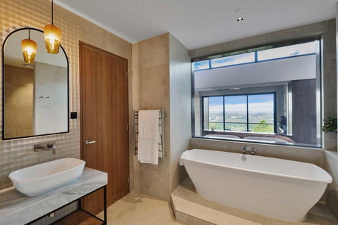 Sequoia Lodge - Kempsey Accommodation 0