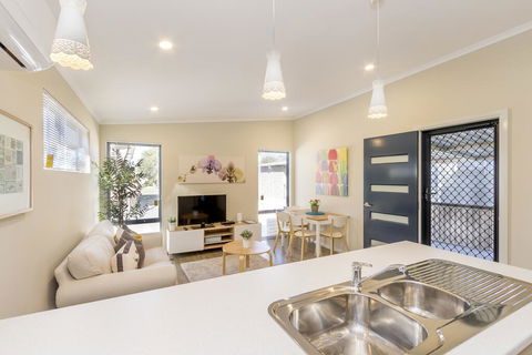 Serpentine Falls Tourist Village - Kempsey Accommodation 0