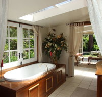 Shakespeare's Wilderness Chalet - Kempsey Accommodation