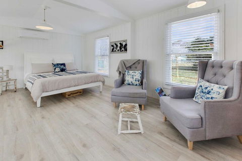 Shearers Cottage - Pet Friendly Holiday Accommodation - Kempsey Accommodation 0