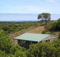 Shearwater Cottages - Kempsey Accommodation