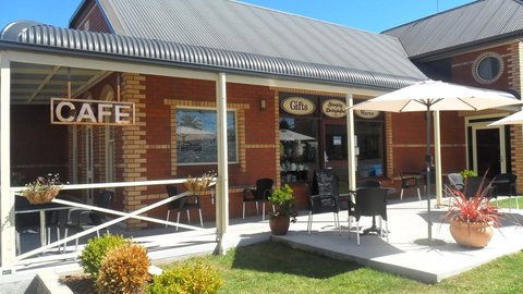 Sheffield Motor Inn - Kempsey Accommodation 1