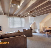 Shiraz - Kempsey Accommodation