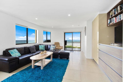 Shoreline Nine Penthouse With Ocean Views - Kempsey Accommodation 1
