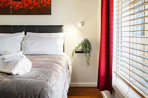 Short Stays Gippsland Trafalgar - Kempsey Accommodation 0
