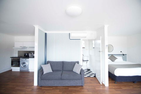 Siesta Central Apartments - Kempsey Accommodation 0