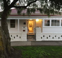 Signature on Gunn - Kempsey Accommodation