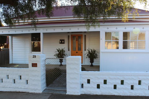 Signature On Gunn - Kempsey Accommodation 1