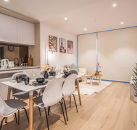 Simple  Cozy APT Haymarket CBD balcony views - Kempsey Accommodation