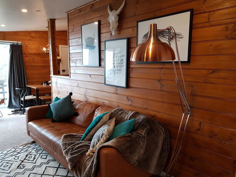 Ski View 1 - Kempsey Accommodation 1