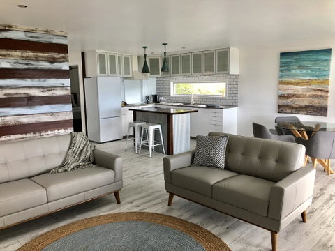 Sky Loft On Bruxner - Korora - Coffs Harbour - Kempsey Accommodation 2