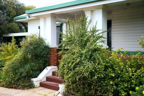 Skymirror Cottage - Kempsey Accommodation 0