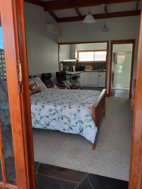 Sleepy Hollow Hideout (Hidout 2) - Kempsey Accommodation 3