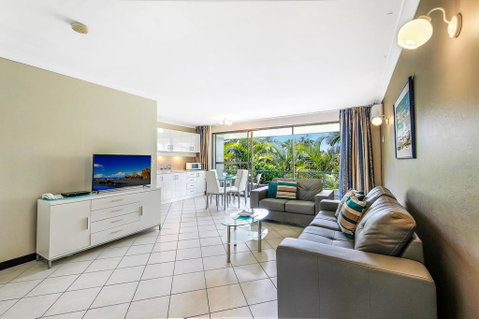 Smugglers On The Beach - Kempsey Accommodation 3