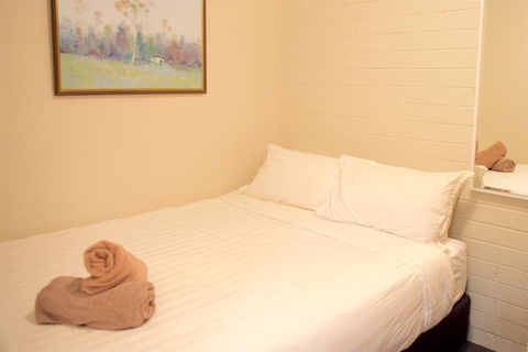 Snow Ski Apartments 27 - Kempsey Accommodation 3