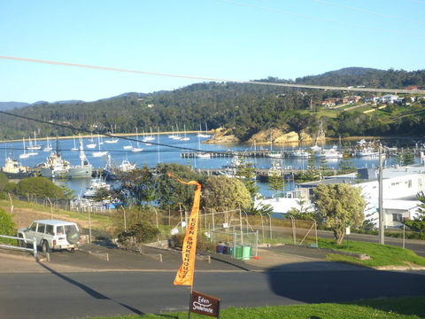Snug Cove Villas - Kempsey Accommodation 1