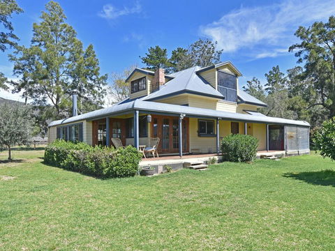 Soldiers Cottage Picturebook Vineyard Home - Kempsey Accommodation 0