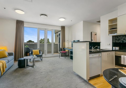 South Yarra Delight - Car Park, Wifi And Swimming Pool - Kempsey Accommodation 2