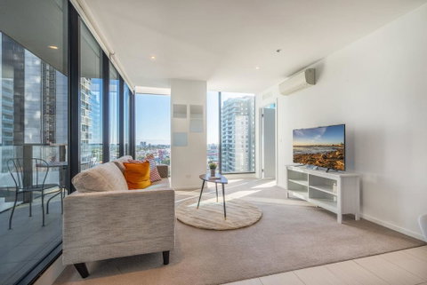 Southbank 2 Bed Apartment With View Next To Crown - Kempsey Accommodation 2