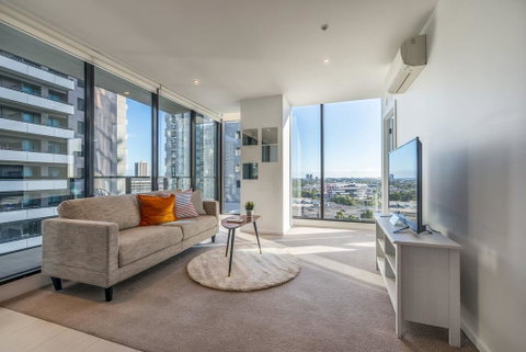 Southbank 2 Bed Apartment With View Next To Crown - Kempsey Accommodation 1