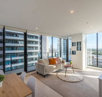 Southbank 2 Bed Apartment with View Next to Crown - Kempsey Accommodation