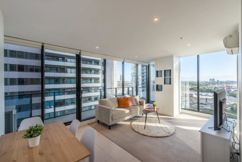 Southbank 2 Bed Apartment With View Next To Crown - Kempsey Accommodation 0