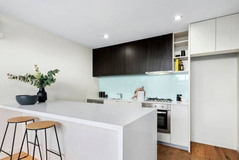 Spacious 2 Bedroom Inner City Townhouse With Private Rooftop - Kempsey Accommodation 3