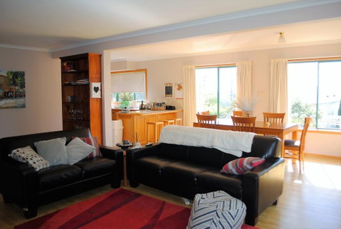 Spacious And Central To CBD - Kempsey Accommodation 0