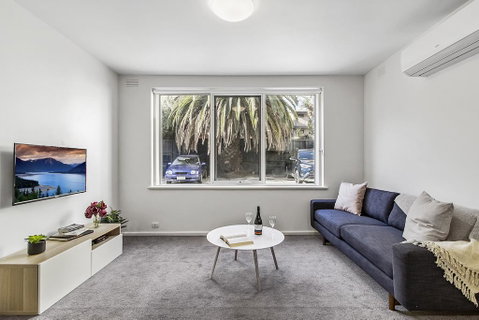 Spacious Apartment Within Minutes Of Acland Street - Kempsey Accommodation 3