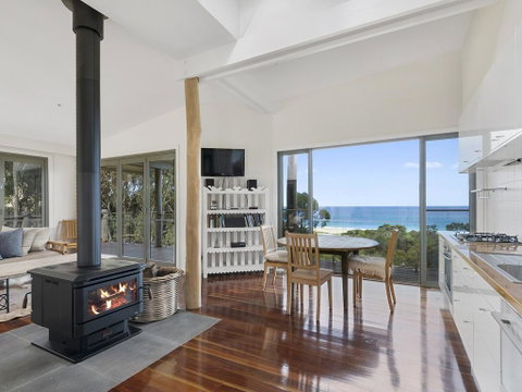 Spring House - Kempsey Accommodation 2