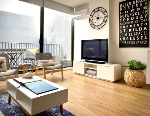 St Kilda Oasis - Kempsey Accommodation 1