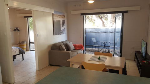 Stay Awhile In Port Pirie - Min Stay 4 Nights - Kempsey Accommodation 1