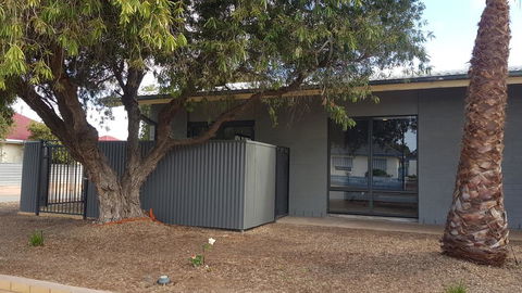 Stay Awhile In Port Pirie - Min Stay 4 Nights - Kempsey Accommodation 0