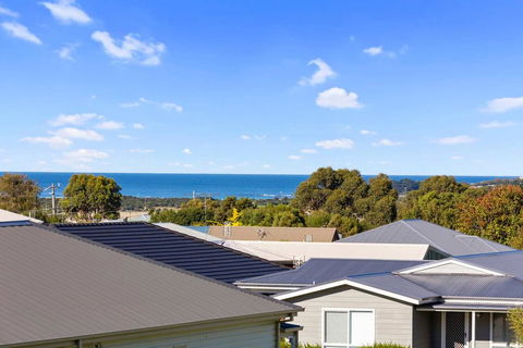 STELLAVISTA - 4 Bedrooms, Free Wifi, Views - Kempsey Accommodation 2