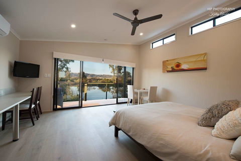 Still Earth - Kempsey Accommodation 0