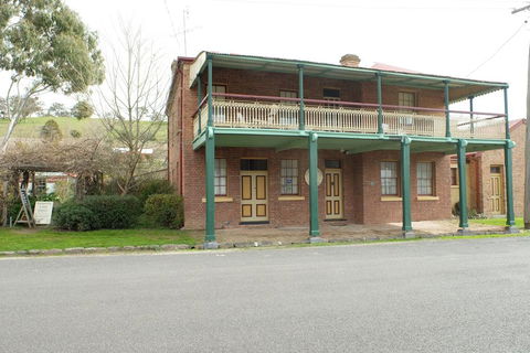 Stoke House - Kempsey Accommodation 2