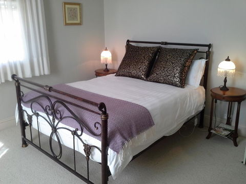 Stoke House - Kempsey Accommodation 1
